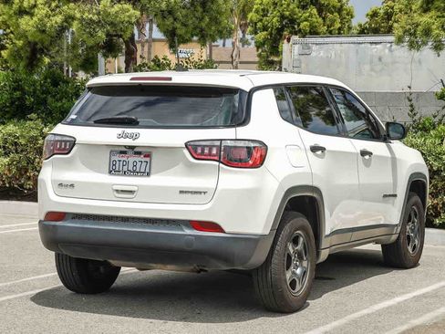 Used 2019 Jeep Compass Sport AWD/4WD image 6
