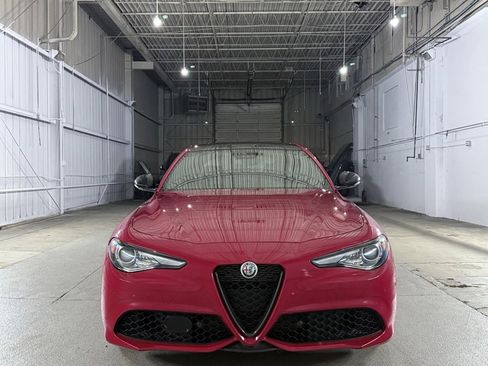 Used 2022 Alfa Romeo Giulia Veloce image 3