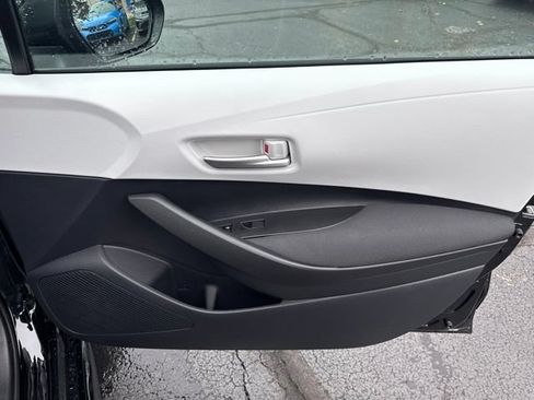 Used 2026 Toyota Corolla SE FWD image 25