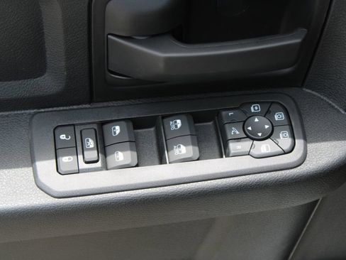 New 2026 RAM 2500 Tradesman AWD/4WD image 30
