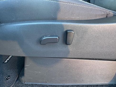 Used 2023 Nissan Frontier SV w/ Technology Package image 20