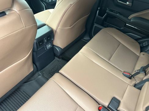 New 2026 Toyota 4Runner Limited AWD/4WD image 9