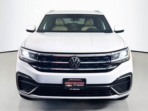 Used 2020 Volkswagen Atlas Cross Sport SEL R-Line image 4