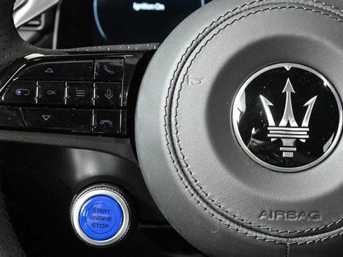 New 2025 Maserati Grecale Folgore AWD/4WD image 11