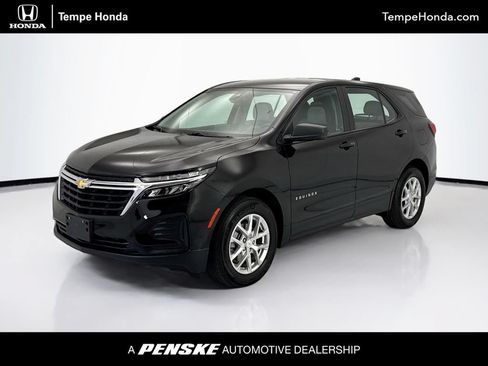 Used 2023 Chevrolet Equinox LS FWD image 1