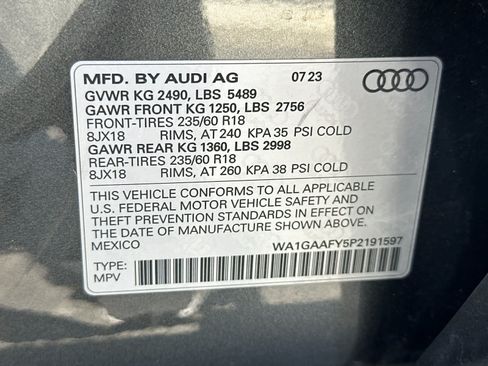 Used 2023 Audi Q5 2.0T Premium w/ Convenience Package AWD/4WD image 29