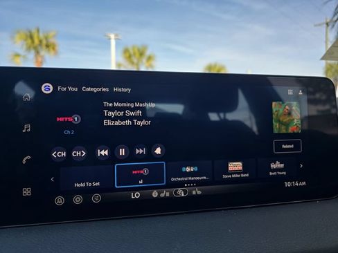 New 2026 Nissan Sentra SV w/ SV Convenience Package FWD image 18