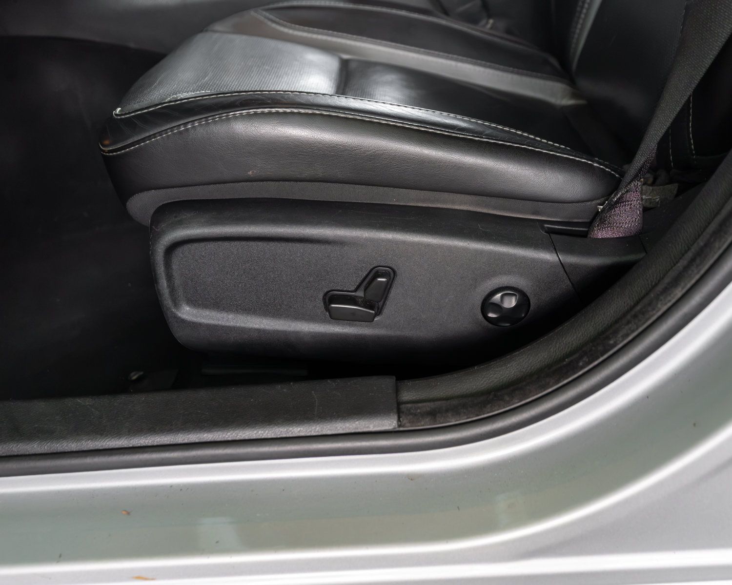 Used 2021 Dodge Charger SXT w/ Leather Interior Group RWD image 56