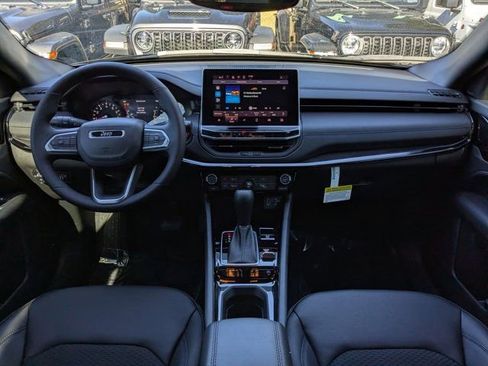 New 2026 Jeep Compass Latitude AWD/4WD image 14