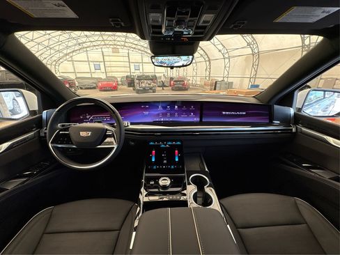 New 2026 Cadillac Escalade Sport AWD/4WD image 23