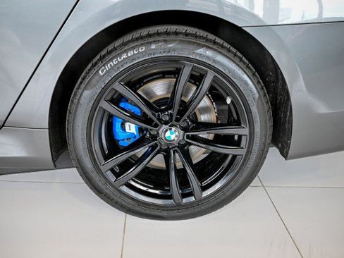 Used 2019 BMW 750i xDrive w/ M Sport Package AWD/4WD image 42