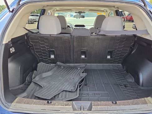 Used 2019 Subaru Crosstrek 2.0i Premium w/ Moonroof Package AWD/4WD image 16