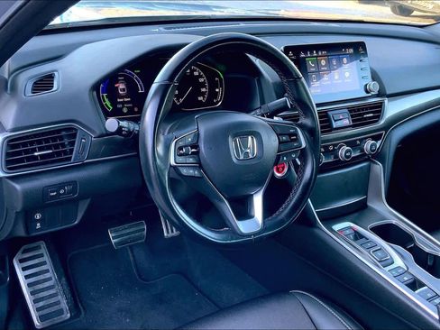 Used 2022 Honda Accord Sport image 17