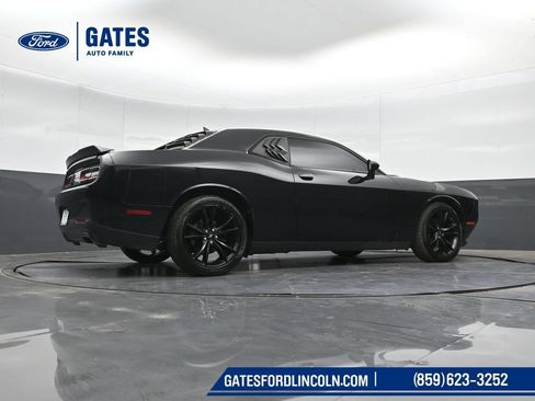 Used 2017 Dodge Challenger SXT Plus RWD image 31