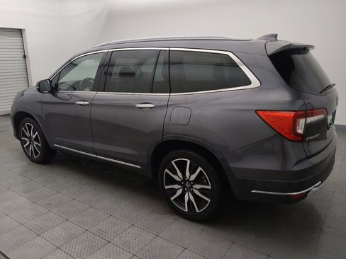 Used 2022 Honda Pilot Touring image 3