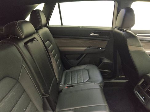 Used 2021 Volkswagen Atlas Cross Sport SEL Premium R-Line AWD/4WD image 19