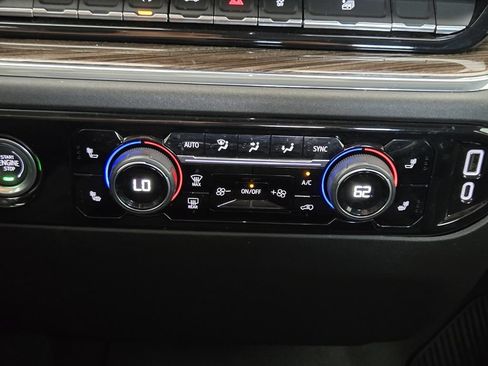 Used 2024 Chevrolet Silverado 1500 LT RWD image 20