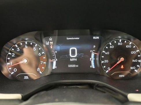 Used 2025 Jeep Compass Limited image 32