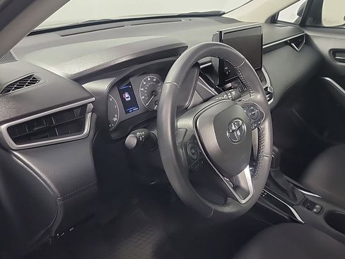 Used 2024 Toyota Corolla Cross LE image 16