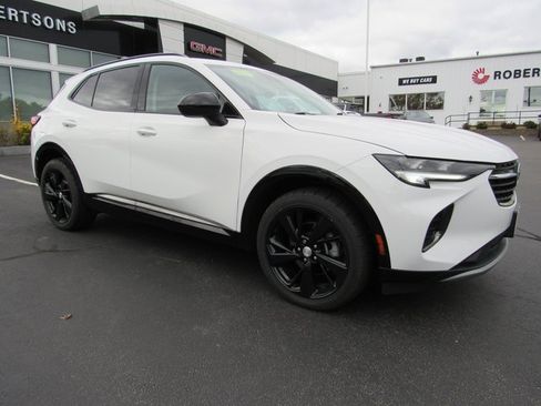 Used 2021 Buick Envision Essence w/ Sport Touring Package image 5