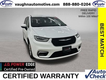 Used 2023 Chrysler Pacifica Touring-L