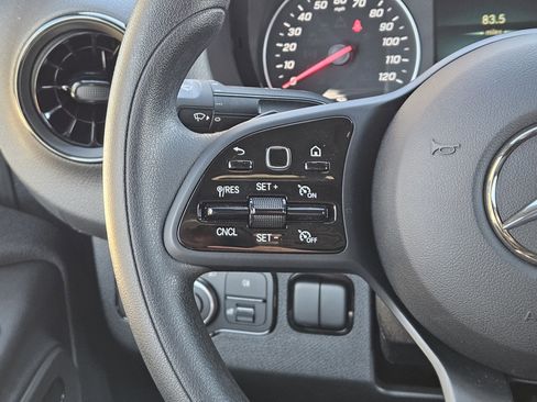 Used 2024 Mercedes-Benz Sprinter 3500 image 27