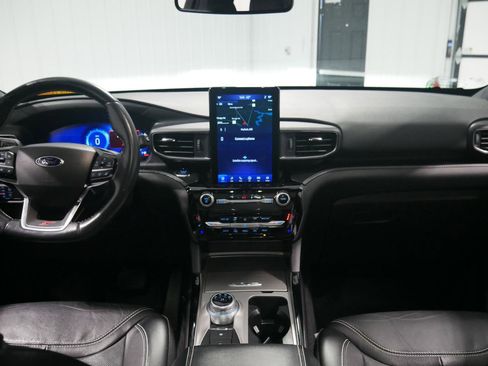 Certified 2022 Ford Explorer ST w/ Equipment Group 401A image 20