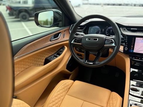 New 2026 Jeep Grand Cherokee L Summit AWD/4WD image 33