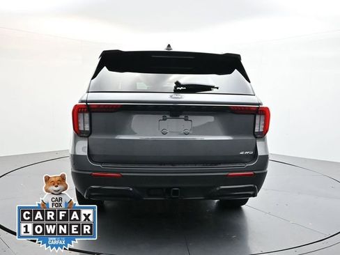Used 2025 Ford Explorer ST-Line image 8