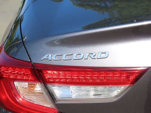 Certified 2020 Honda Accord LX image 7