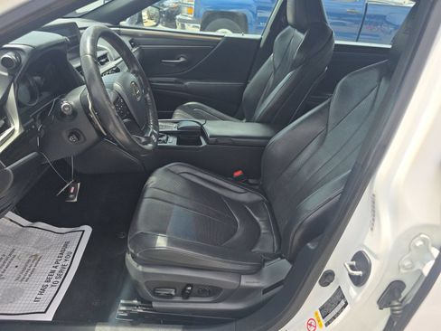 Used 2019 Lexus ES 350 F Sport w/ Accessory Package 2 FWD image 5