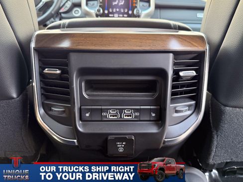 Used 2024 RAM 3500 Laramie image 32