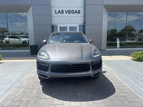 Used 2021 Porsche Cayenne S AWD/4WD image 2