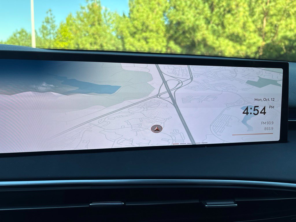 Certified 2026 Genesis GV70 2.5T Advanced AWD/4WD image 19