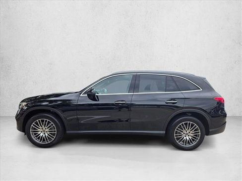 Certified 2026 Mercedes-Benz GLC 300 image 9