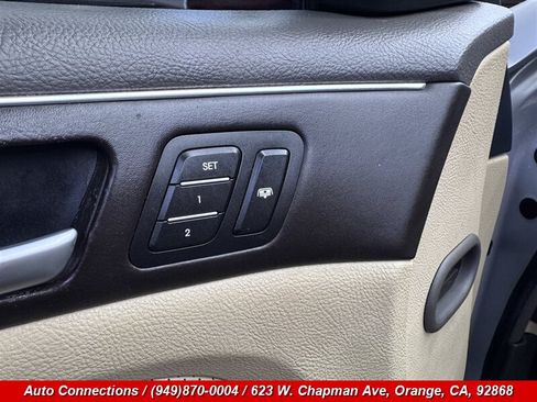 Used 2012 Hyundai Genesis 3.8 w/ Premium Pkg RWD image 23