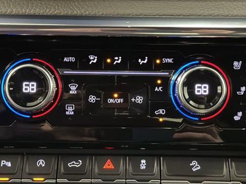 Used 2025 GMC Sierra 1500 Denali w/ Denali Reserve Package AWD/4WD image 20
