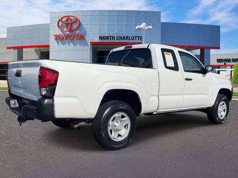 Used 2022 Toyota Tacoma SR RWD image 6
