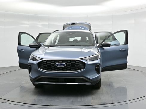 New 2025 Ford Escape ST-Line w/ Equipment Group 301A image 31