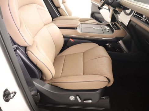 New 2026 Lincoln Navigator L Black Label AWD/4WD image 14