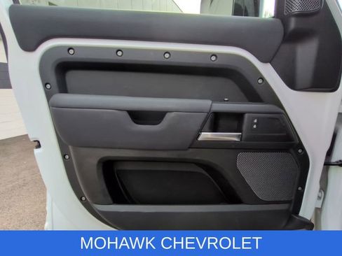 Used 2021 Land Rover Defender 110 AWD/4WD image 23