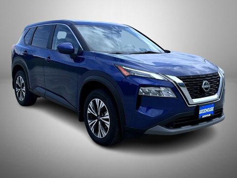 Certified 2023 Nissan Rogue SV image 3