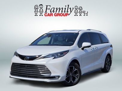 Used 2026 Toyota Sienna Platinum