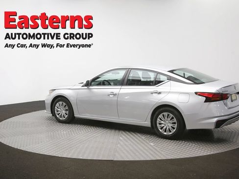 Used 2023 Nissan Altima 2.5 S FWD image 61