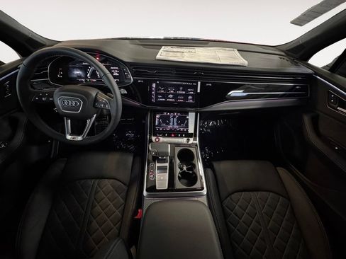 New 2026 Audi SQ7 Premium Plus AWD/4WD image 11