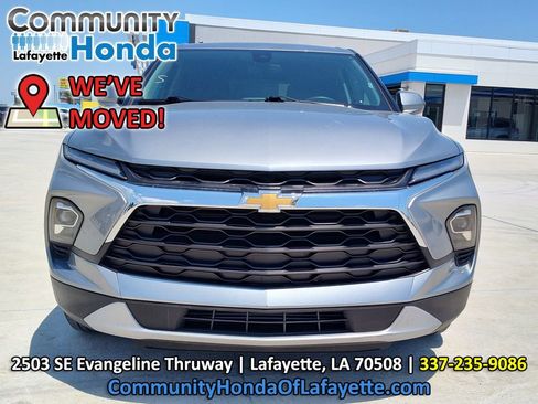 Used 2025 Chevrolet Blazer LT FWD image 14