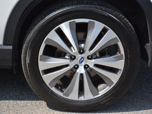 Used 2021 Subaru Ascent Touring AWD/4WD image 36