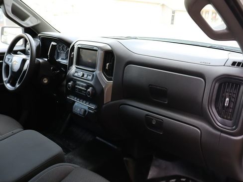 Used 2021 Chevrolet Silverado 1500 W/T w/ WT Value Package AWD/4WD image 16