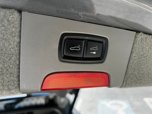 Used 2011 Porsche Cayenne S AWD/4WD image 25