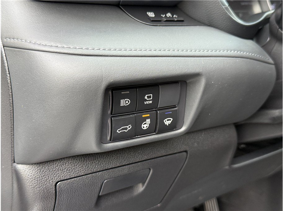 Used 2022 Toyota Highlander Platinum FWD image 13